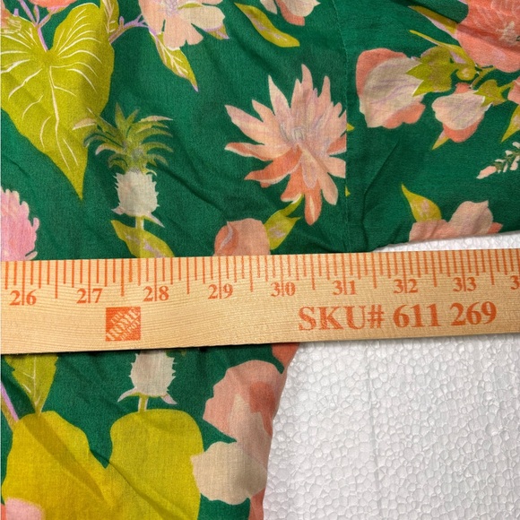 Natural Life Green and Pink Floral Shirt Size Medium 100% cotton button down - Picture 4 of 6
